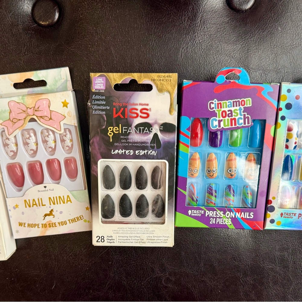 KISS & Other Fun Gel Fantasy Limited Edition Black Nails